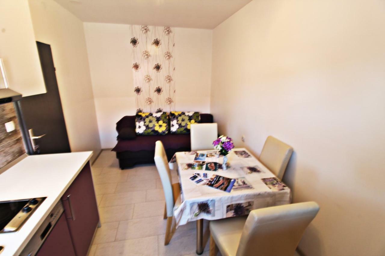 Guesthouse Sovlje Tribalj Buitenkant foto