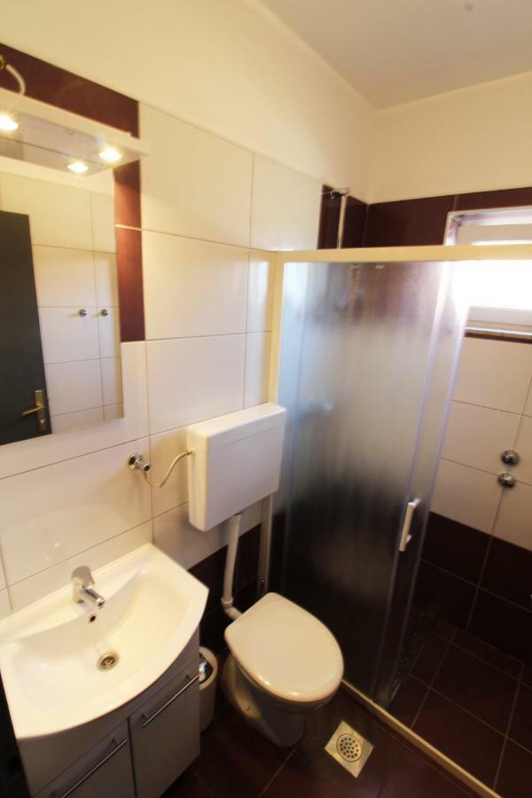 Guesthouse Sovlje Tribalj Buitenkant foto